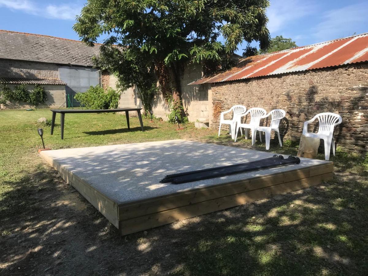 Hebergements Situes A 6 Kms Du Mont Saint Michel Tanis エクステリア 写真